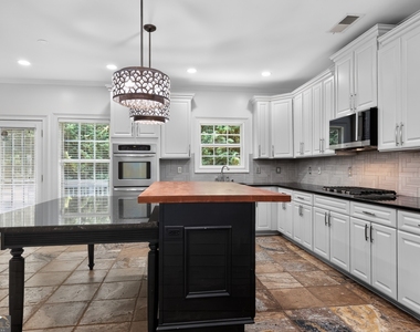 5428 Spelman Drive Sw - Photo Thumbnail 4