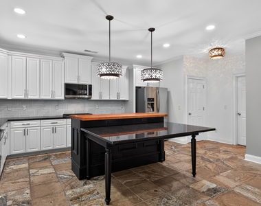 5428 Spelman Drive Sw - Photo Thumbnail 3