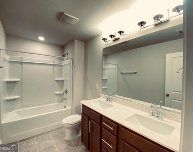 3290 Summerpoint Crossing - Photo Thumbnail 32