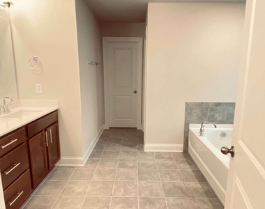 3290 Summerpoint Crossing - Photo Thumbnail 21
