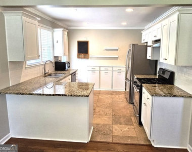 740 Pasley Avenue Se - Photo Thumbnail 1