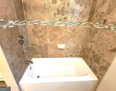 740 Pasley Avenue Se - Photo Thumbnail 10