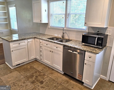 740 Pasley Avenue Se - Photo Thumbnail 2