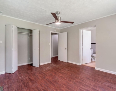 6414 E Shadow Rock Drive - Photo Thumbnail 10