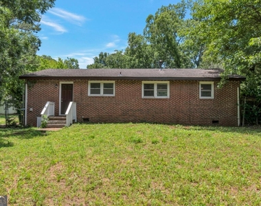 6414 E Shadow Rock Drive - Photo Thumbnail 14