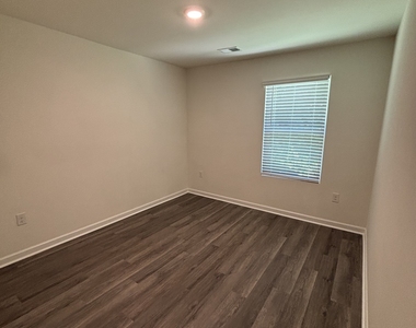 222 Coastal Drive - Photo Thumbnail 11