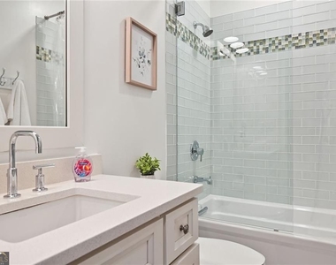 805 Corduroy Lane - Photo Thumbnail 30