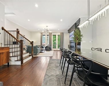805 Corduroy Lane - Photo Thumbnail 3