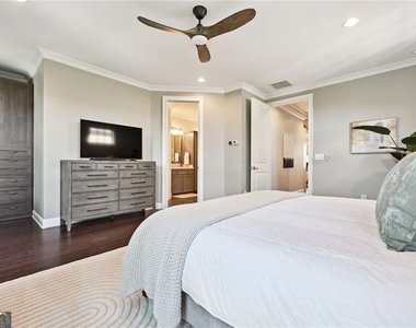 805 Corduroy Lane - Photo Thumbnail 23