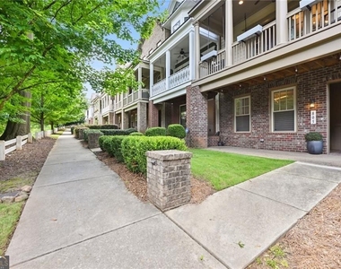 805 Corduroy Lane - Photo Thumbnail 34