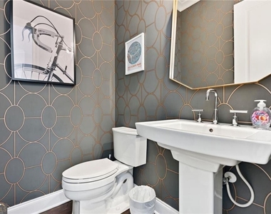 805 Corduroy Lane - Photo Thumbnail 7