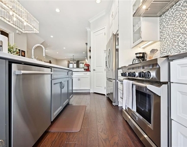 805 Corduroy Lane - Photo Thumbnail 14