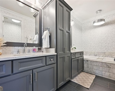 805 Corduroy Lane - Photo Thumbnail 25