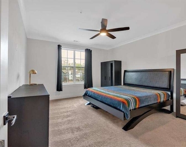 6890 Peachtree Dunwo Road - Photo Thumbnail 15