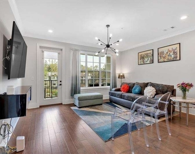 6890 Peachtree Dunwo Road - Photo Thumbnail 10