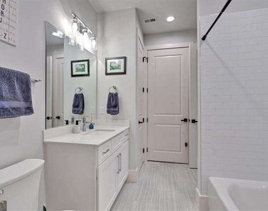 6890 Peachtree Dunwo Road - Photo Thumbnail 14