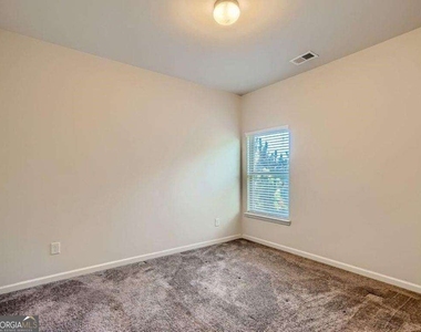 3448 Woodward Down Trail - Photo Thumbnail 18