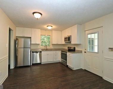 4215 Fawn Lane - Photo Thumbnail 6
