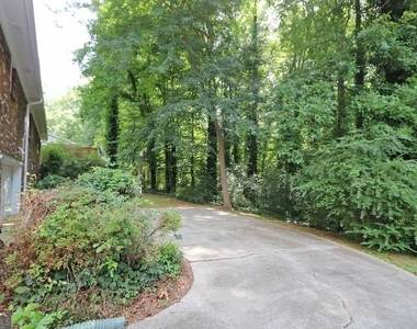 4215 Fawn Lane - Photo Thumbnail 23