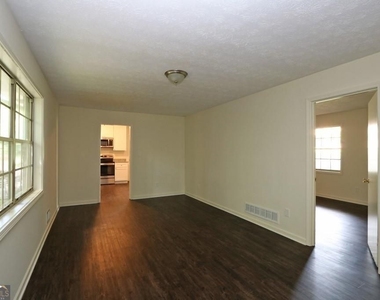 4215 Fawn Lane - Photo Thumbnail 12