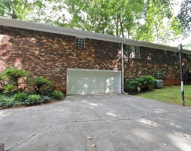 4215 Fawn Lane - Photo Thumbnail 22