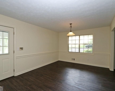 4215 Fawn Lane - Photo Thumbnail 10
