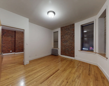129 East 97th Street - Photo Thumbnail 3