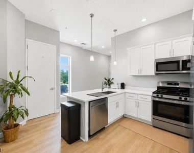 271 Millburn Ave - Photo Thumbnail 8