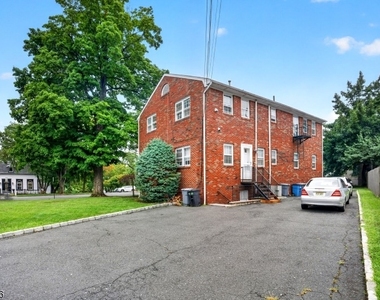 169 Mountain Ave - Photo Thumbnail 15