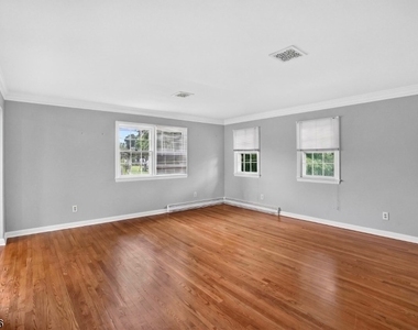 169 Mountain Ave - Photo Thumbnail 16