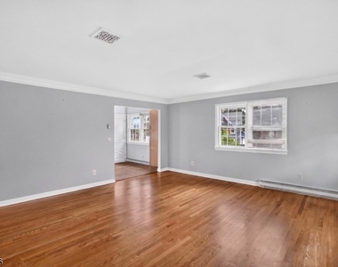 169 Mountain Ave - Photo Thumbnail 17