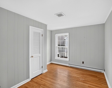 169 Mountain Ave - Photo Thumbnail 22