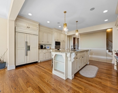 15 Adams Way - Photo Thumbnail 9
