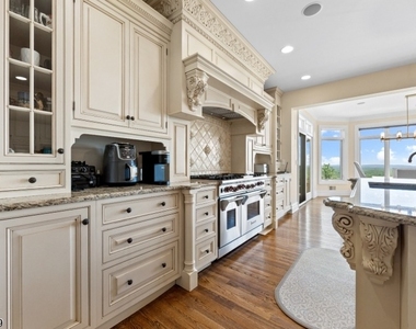 15 Adams Way - Photo Thumbnail 8