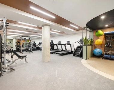 527 Grand Avenue - Photo Thumbnail 11