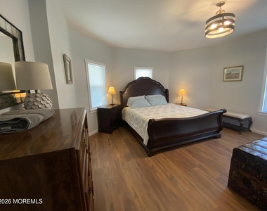 95 Cooper Avenue - Photo Thumbnail 6