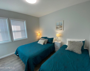 95 Cooper Avenue - Photo Thumbnail 8