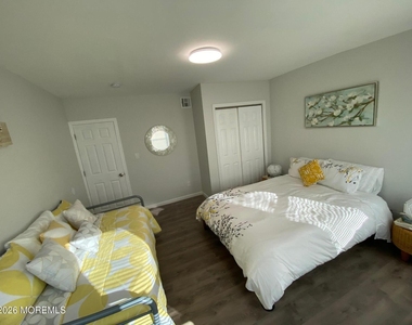 95 Cooper Avenue - Photo Thumbnail 6