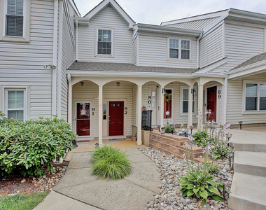92 Tulip Lane - Photo Thumbnail 14