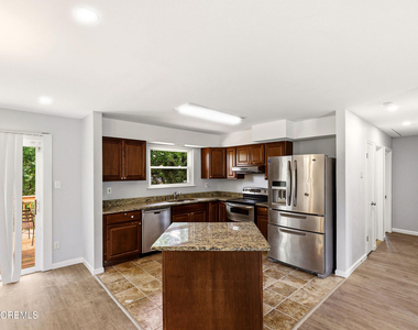 3 Cherokee Drive - Photo Thumbnail 3