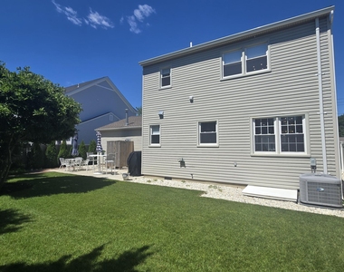 1314 Sunset Avenue - Photo Thumbnail 24