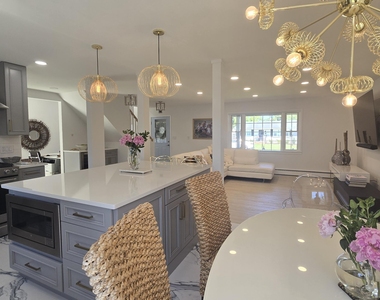 1314 Sunset Avenue - Photo Thumbnail 9