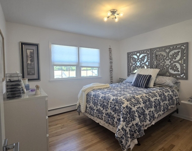 1314 Sunset Avenue - Photo Thumbnail 18