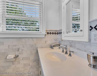 37 Ludlow Avenue - Photo Thumbnail 64