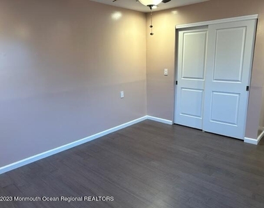 403 Cedar Avenue - Photo Thumbnail 17