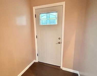 403 Cedar Avenue - Photo Thumbnail 14