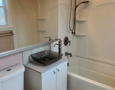 403 Cedar Avenue - Photo Thumbnail 13