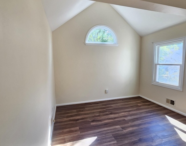 3 Millay Court - Photo Thumbnail 22