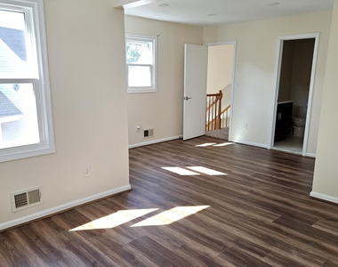 3 Millay Court - Photo Thumbnail 23