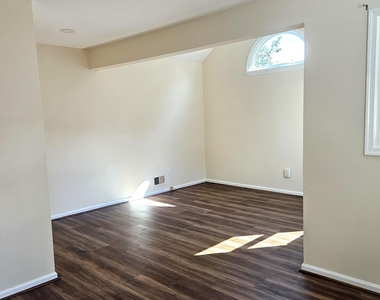 3 Millay Court - Photo Thumbnail 24